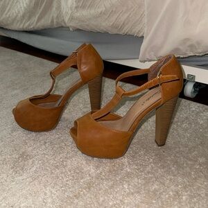 Tan heels
